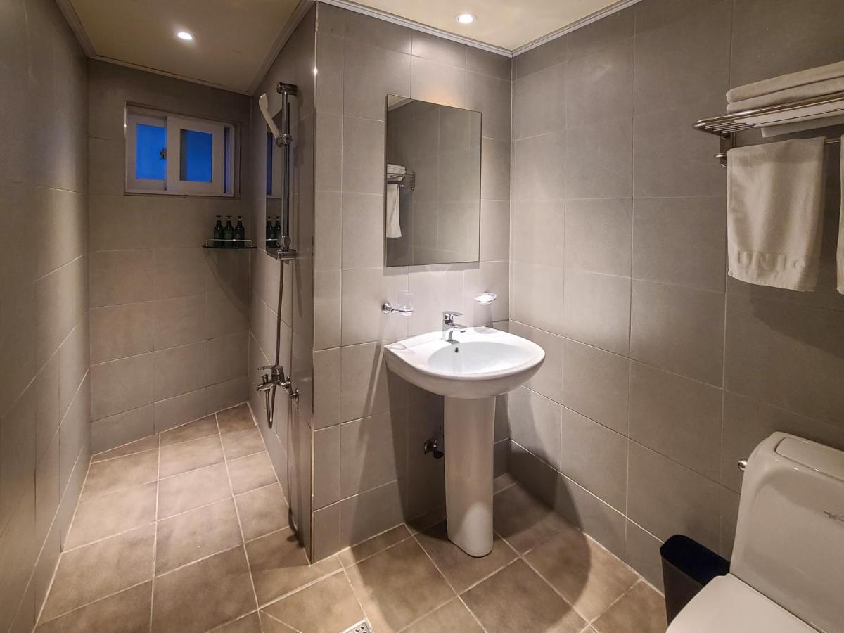 Hotel Mini Μπουσάν Εξωτερικό φωτογραφία