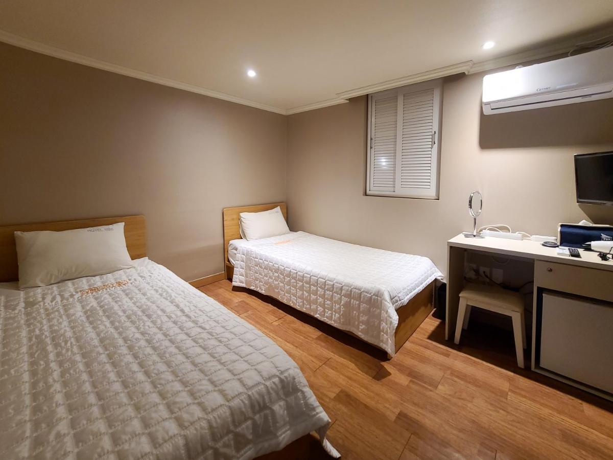 Hotel Mini Μπουσάν Εξωτερικό φωτογραφία